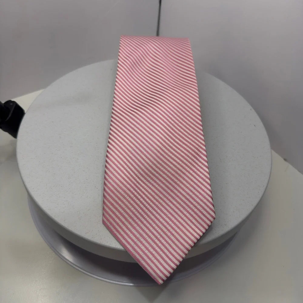 Saddlebred Men's Pink White Diagonal Stripe Classic Necktie –‎ One Size